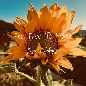 MAKE AN OFFER!! 😊